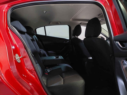 Imagen 14 de 14 de Mazda Mazda 3 2018 5p Hatchback I Touring L4/2.0 Man