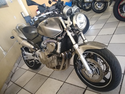 Hornet 600