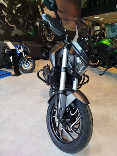 Dominar 400 Bajaj - Fp