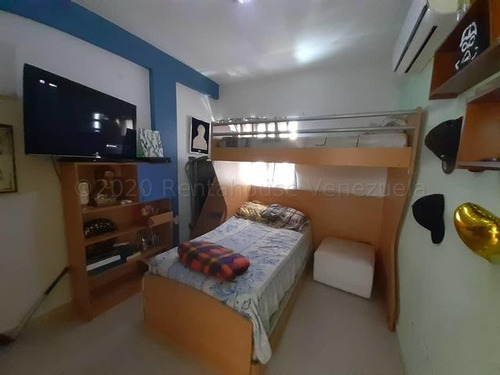 Imagen 11 de 29 de Hermoso Townhouse En Mañongo Naguanagua, El Inmueble Cuenta Con Planta Electrica 100%, Pozo De Agua, 3 Habitaciones, 3 Baños, 2 Puestos De Estacionamiento, Se Vende Semi Amoblado