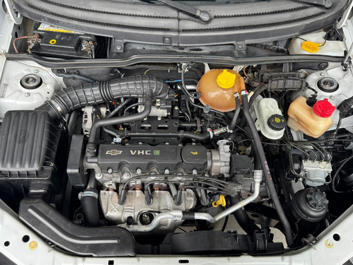 Chevrolet Corsa Classic 1.0 MPFI LS 8V FLEX 4P MANUAL