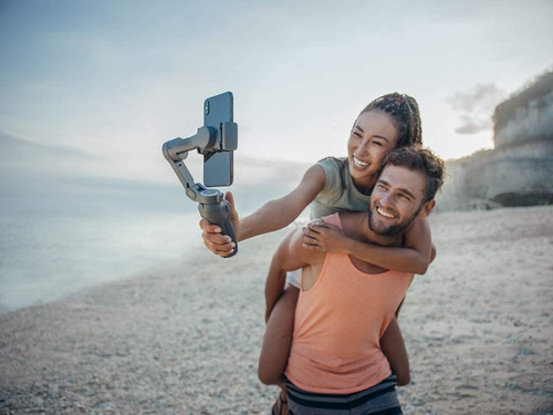 Imagen 4 de 6 de Estabilizador Gimbal Dji Osmo Mobil 3 Original 19o Steadycam