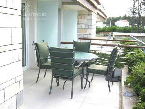Veramansa, 3 Suites, Toilette, Dependencia De Servicio, 2 Cocheras