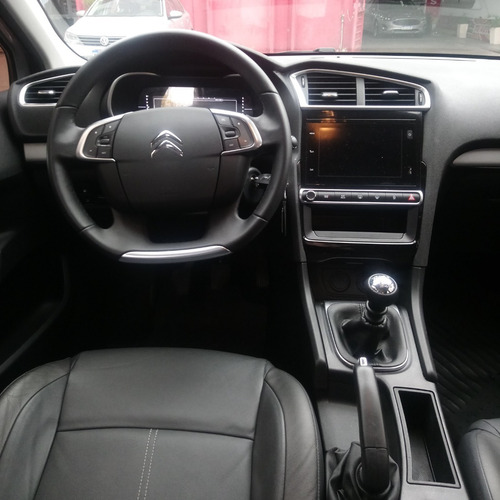 Imagen 10 de 10 de Citroen C4 Lounge Hdi 115 Mt6 Feel Pack Am19 2018