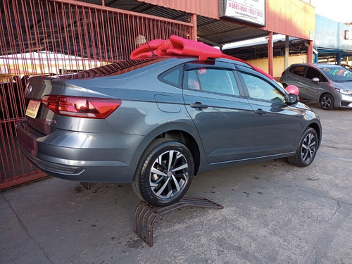 Imagem 4 de 9 de Volkswagen Virtus 1.0 Confortline Tsi Flex