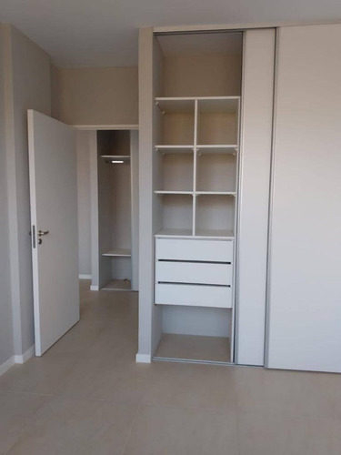 Imagen 2 de 15 de Venta Depto 2 Ambientes En Villa Los Remeros