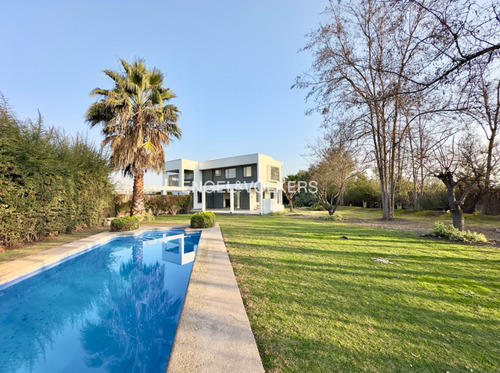 Excelente Casa En Parcela, Chicureo Central