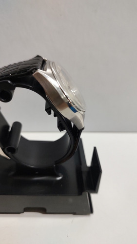 Reloj Omega Quartz Geneve Día Fecha Funcionando N Oris Rado Negro Acero Inoxidable Pulido Champagne (Usado)
