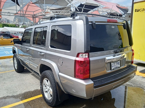 Jeep Commander