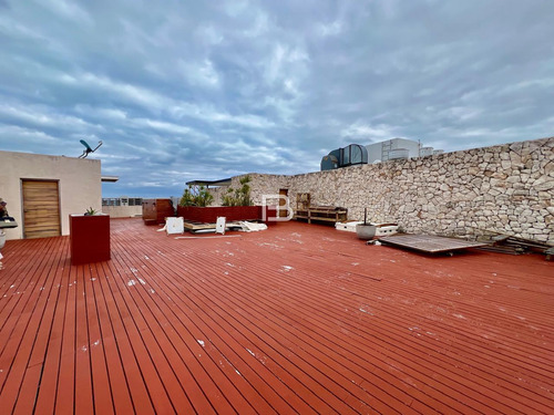 Penthouse Amueblado En Venta En Residencial Aria Cancún