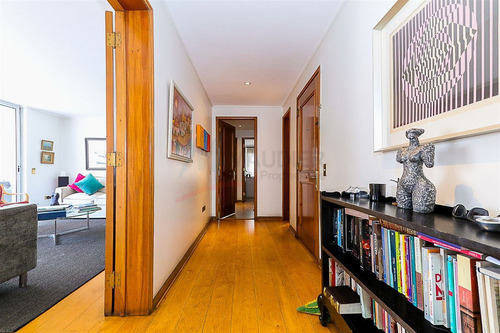 Departamento En Venta De 3 Dorm. En Las Condes