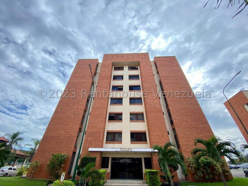 Apartamento En Alquiler En Las Trinitarias Barquisimeto R E F  2 - 4 - 1 - 0 - 5 - 5 - 3  Mehilyn Perez 