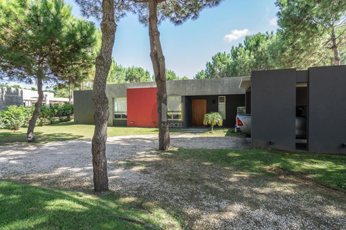 Casa En Venta 5 Ambientes Pinamar La Herradura