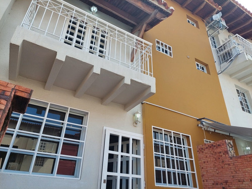 Imagen 2 de 14 de Hermosa Villa Amoblada Con Muelle Lecheria Villas Martinique