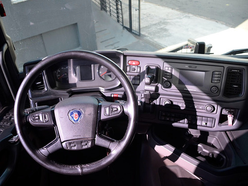 Scania R 540 6x4 R540 2024 Retarder E Geladeira Scania R540