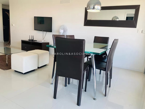 Apartamento En Venta En Icon Brava Tower, Punta Del Este.