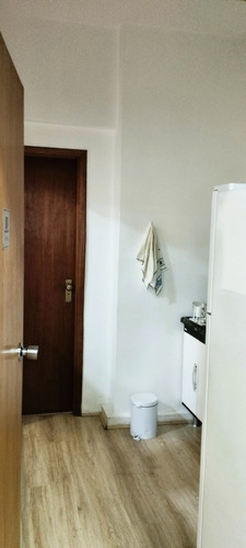 Sala Comercial Mobiliada 75m² Com 02 Banheiros - Centro De Santos ( R$ 3.350,00 Pacote / Oportunidade )