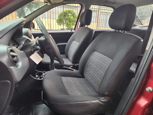 Renault Logan 1.4 Entry Familier Fii