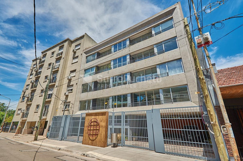 Imagen 2 de 30 de Venta Departamento Duplex 2 Ambientes En Haedo Centro (5b)