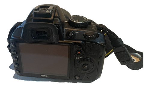 Cámara Nikon D3100 Reflex En Caja Negro (Usado)