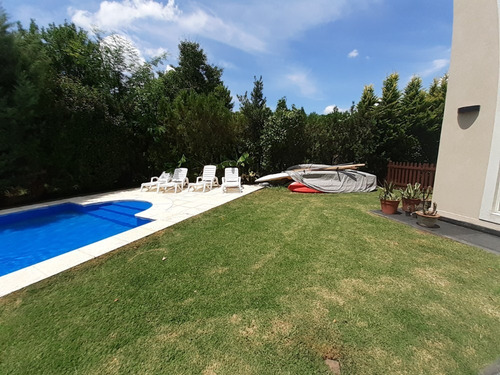 Casa En Venta Barrio Cerrado San Lucas Village. Oportunidad.