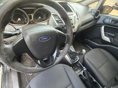 Ford Fiesta Kinetic 1.6 Design Sedan 120cv Trend Plus