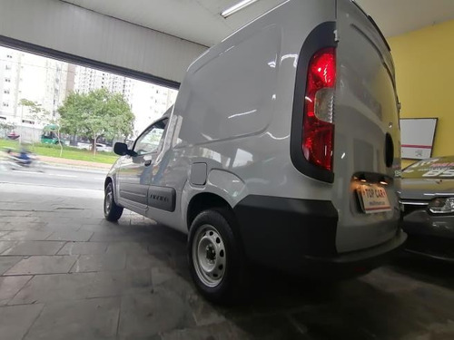Fiat Fiorino Fiorino Furgão Work. Hard 1.4 Flex 8v 2p Flex