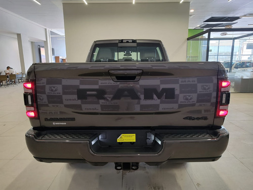 RAM Ram 2500 6.7 Laramie Night Edition Cab. Dupla 4x4 Aut. 4p
