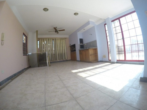 Imagen 4 de 11 de Departamento En Venta En Moron
