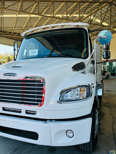 Freightliner M2 Año 2016 Mulita Con 3 Meses De Garantia