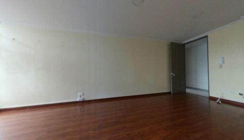 Oficina En Venta En Lago Gaitán. Cod V1060010