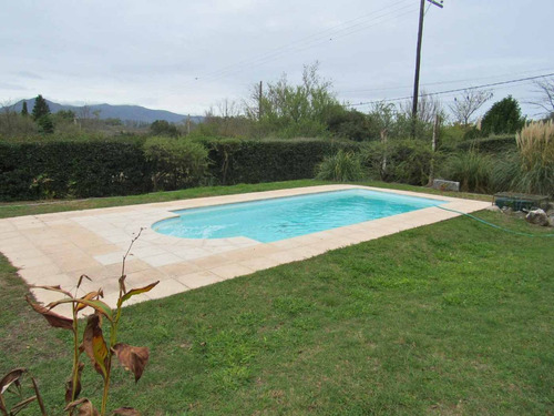 Venta Casa 3 Dormitorios - Molinari Con Pileta