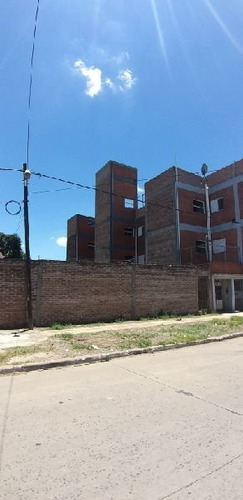 Imagen 2 de 6 de Terreno 10x30 Sobre Asfalto A Minutos Del Centro!