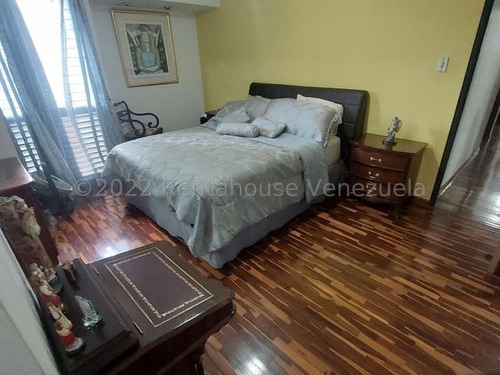 Imagen 25 de 28 de Omar Espinoza Ofrece En Venta Grande Y Lindo Apartamento En Terrazas Del Avila