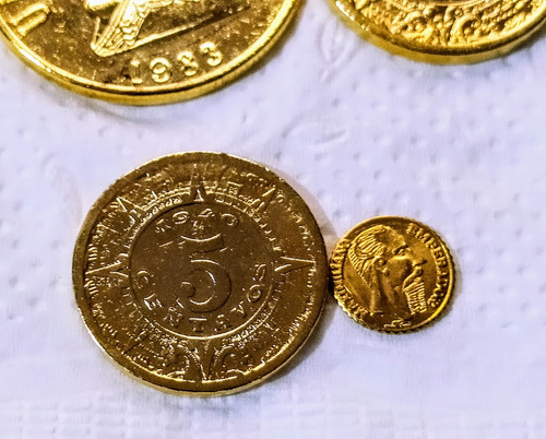 Set De 5 Monedas Mexicanas Con Chapa Color Oro !! (Usado)