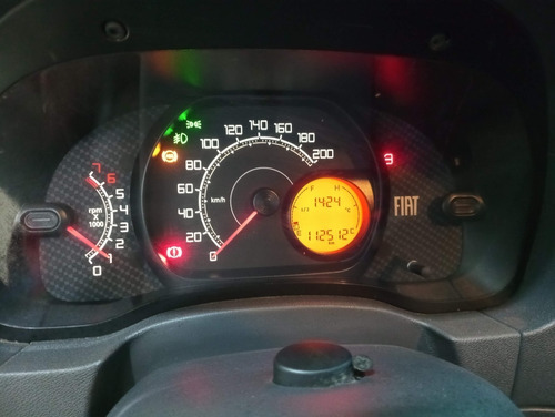 Imagen 24 de 25 de Fiat Palio 2016 1.4 5puertas