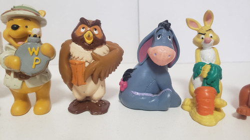 Set De 8 Piezas De Winnie Pooh De Diferentes Modelos Y Años (Usado)