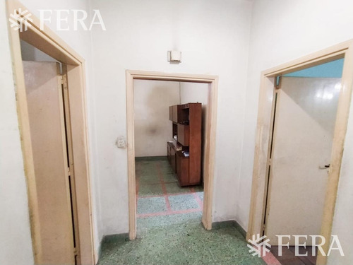 Imagen 9 de 30 de Venta De Casa Para 2 Familias De 5 Ambientes Con Cochera , Jardín Y Patio Wilde (27362)