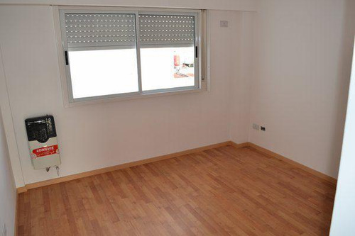 Av Directorio 3100, Depto 2 Ambientes, A Estrenar C/balcón, Flores