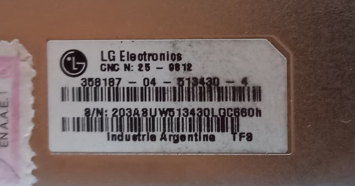 Imagen 3 de 4 de Celular LG Modelo Viejo Sin Funcionar