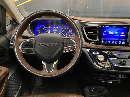 Chrysler Pacifica 2017