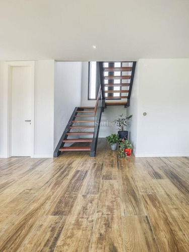 Casa En Alquiler Con Muebles En Lomas De La Tahona