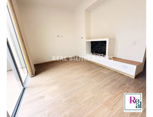 Casa Unifamiliar En Unidad Cerrada Excelente Ubicación