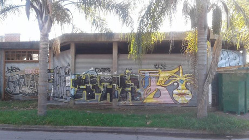 Imagen 3 de 11 de Local En Venta En Ituzaingo Sur