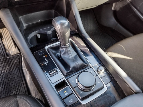 Mazda 3 Sedan 2021