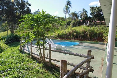 Imagem 6 de 27 de Alugo (arrendo)sitio C Lago Pra Pesqueiro, C 3 Casas C Piscina E Churrasqueira