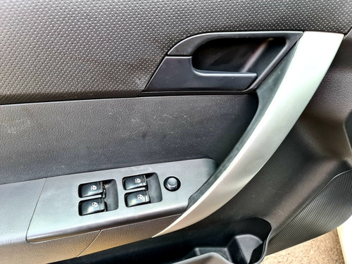Imagen 13 de 15 de Chevrolet Aveo 2017 1.6 Lt Mt