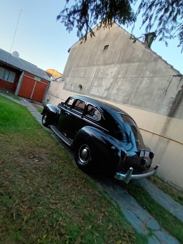 Imagen 2 de 6 de Chrysler Royal