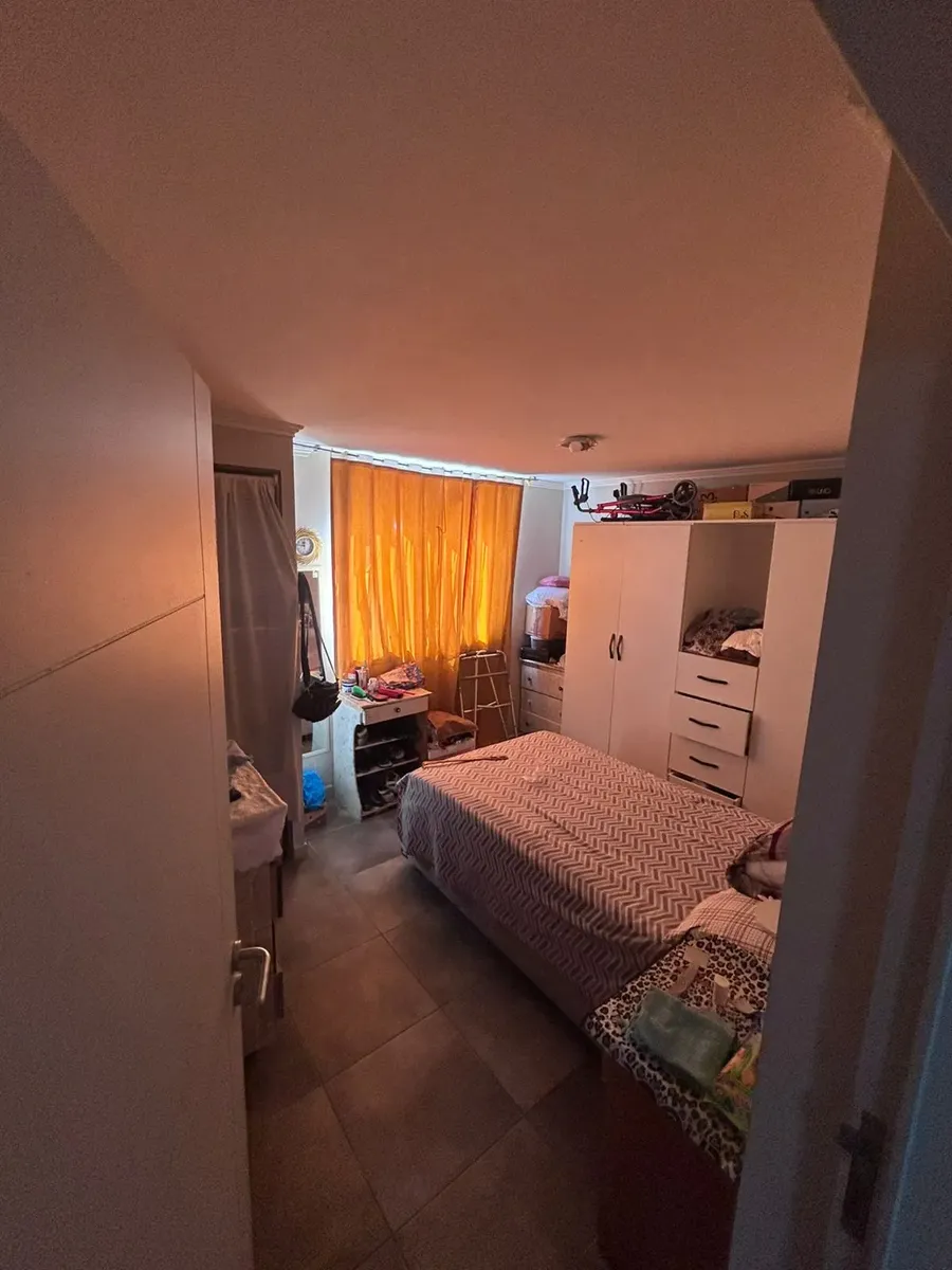 Imagen 3 de 15 de Se Vende Departamento 2d 1b ,estacionamiento.primer Piso