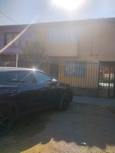 Arriendo Casa En La Calle Aeropuerto 166 Estacion Central